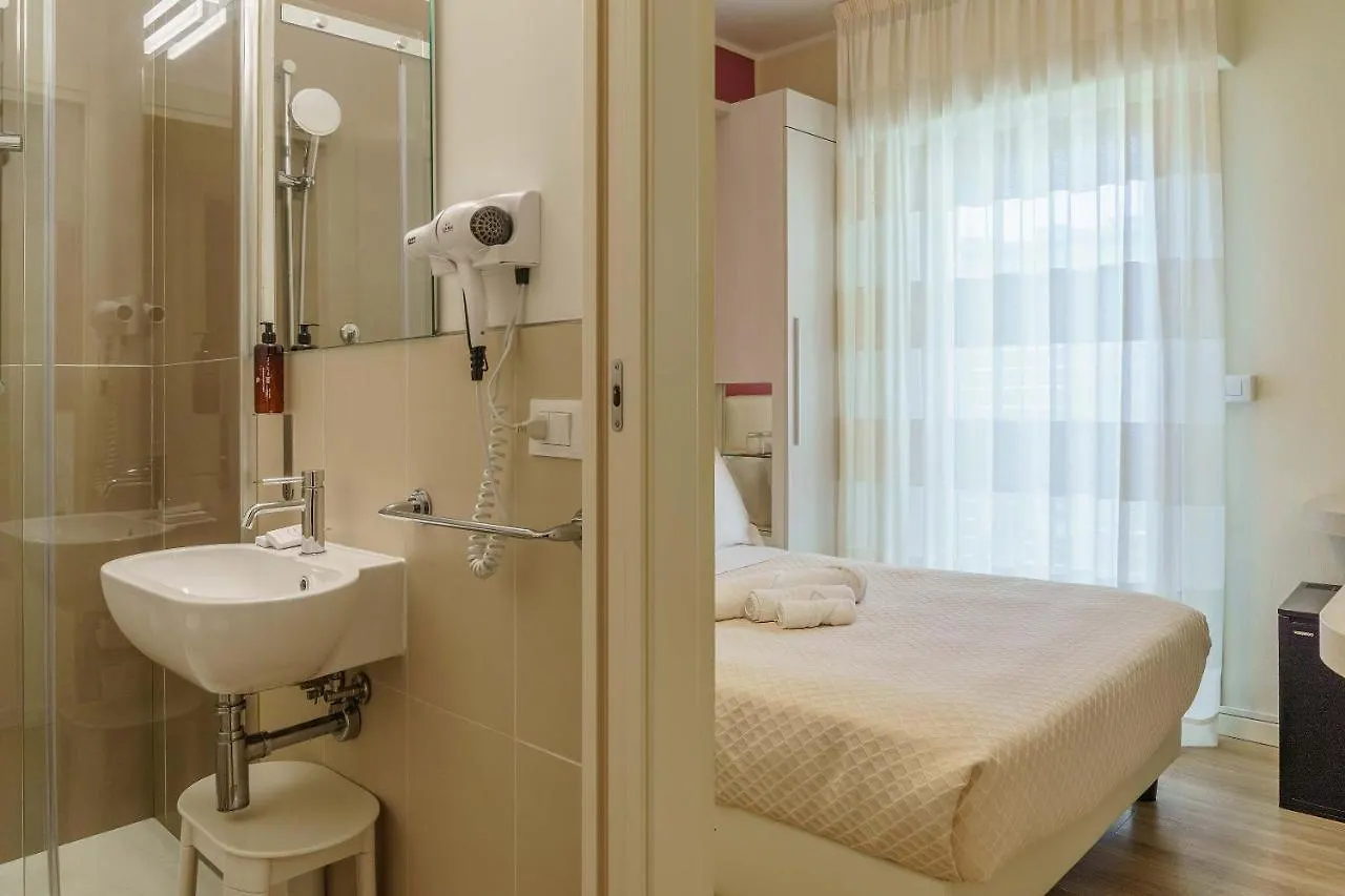 Hotel Orchidea 체르비아