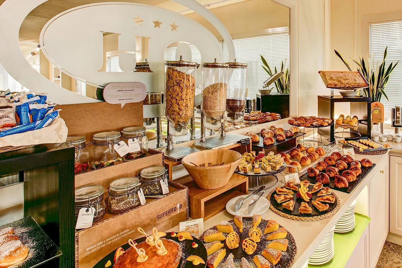 Hotel Orchidea 체르비아